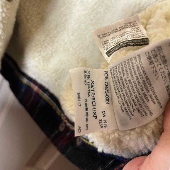 Levi's Cream Sherpa Jacket with Corduroy Plaid Accents Sz XS - Picture 6 of 6
